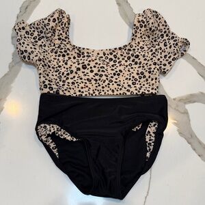 NWOT Cat & Jack Black Girls Swim Bikini Leopard- Puff Sleeve size 6/7 Small